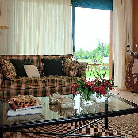 Aparthotel Birdie 4*