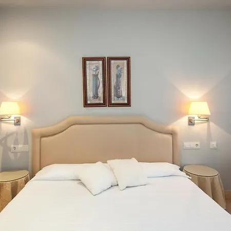 Aparthotel Birdie 4*