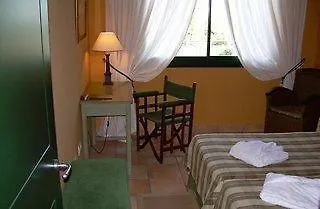Birdie Apart Otel Navata