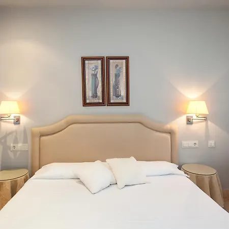 Aparthotel Birdie 4*